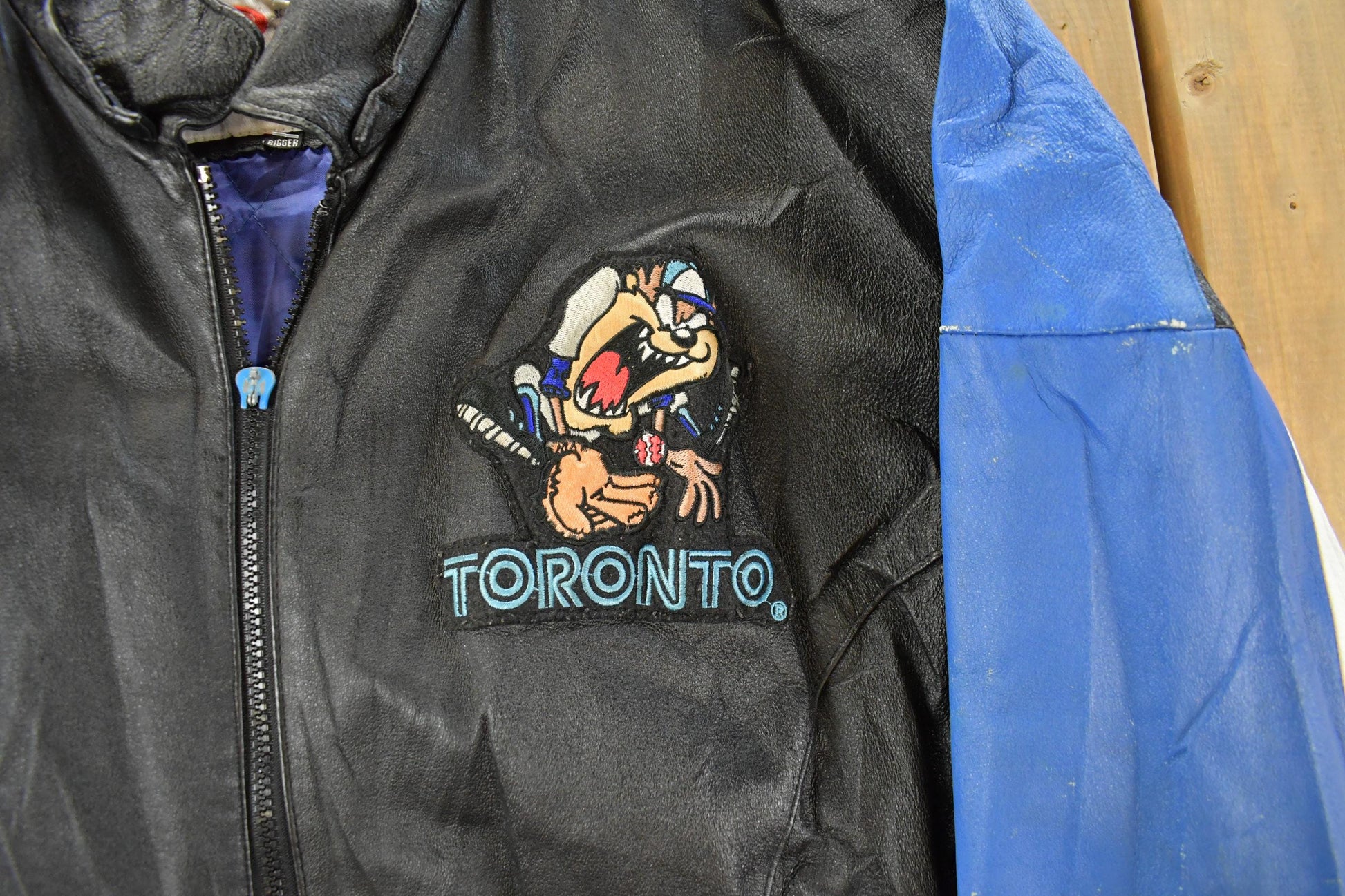 Vintage 1990s Toronto Blue Jays Looney Tunes Leather Jacket Men's Large from propervintagecanada
