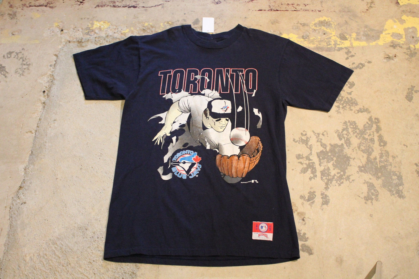 Vintage 1990s Toronto Blue Jays MLB Baseball Nutmeg T Shirt Sportswear Men's Medium from propervintagecanada
