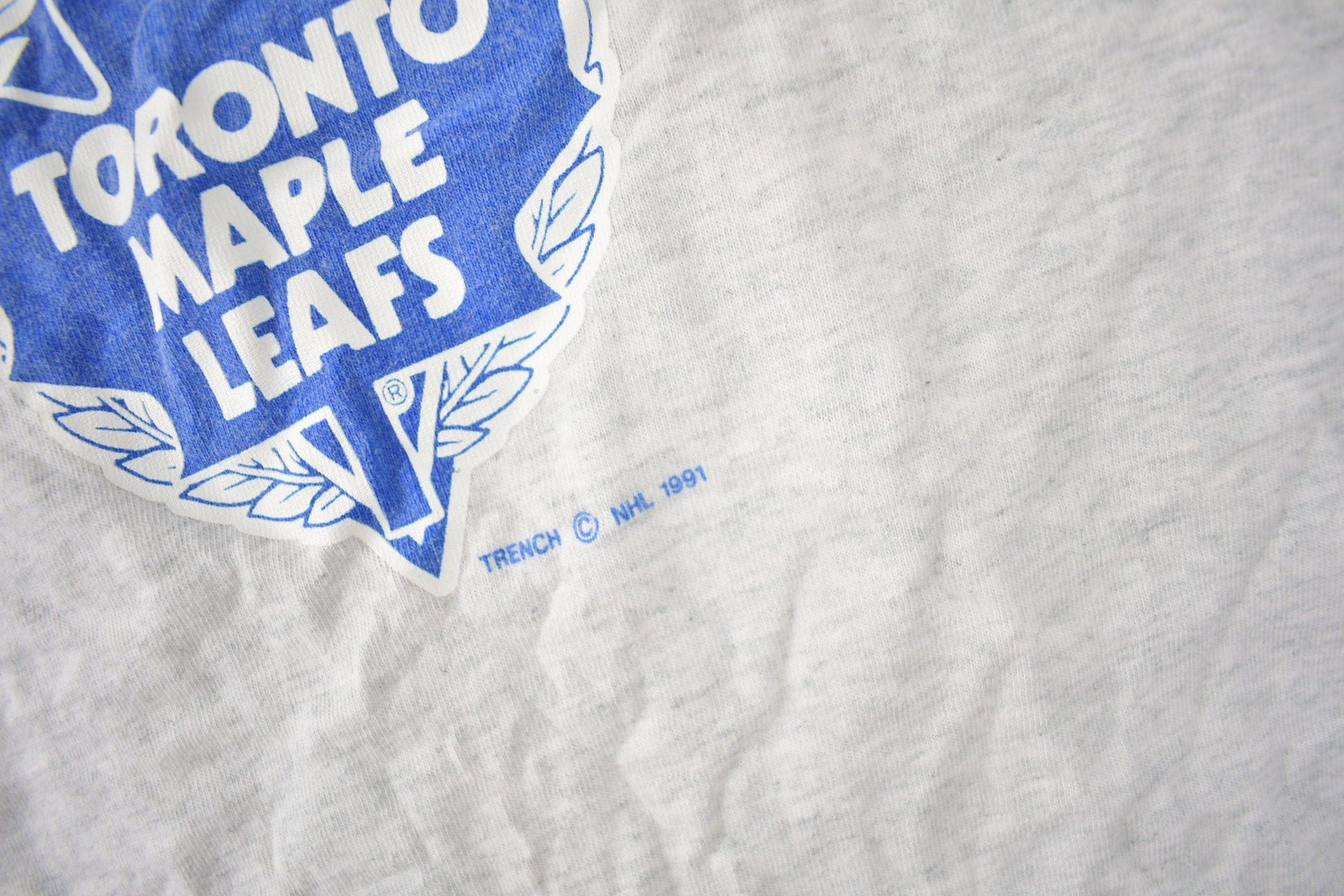 Vintage 1990s Toronto Leafs NHL Hockey Graphic T-Shirt Men's Large from propervintagecanada