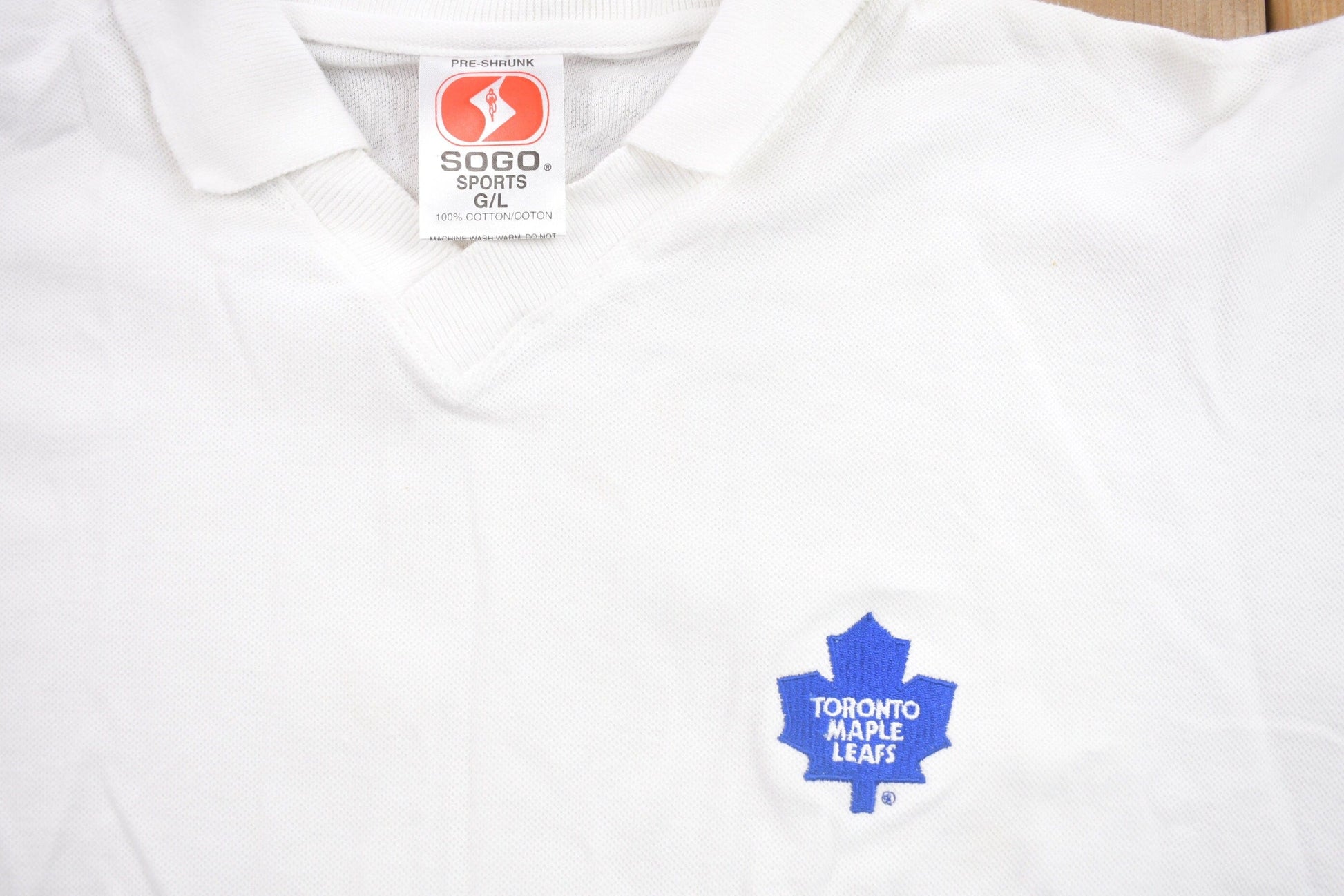 Vintage 1990s Toronto Maple Leafs Collared T-Shirt Men's Large from propervintagecanada