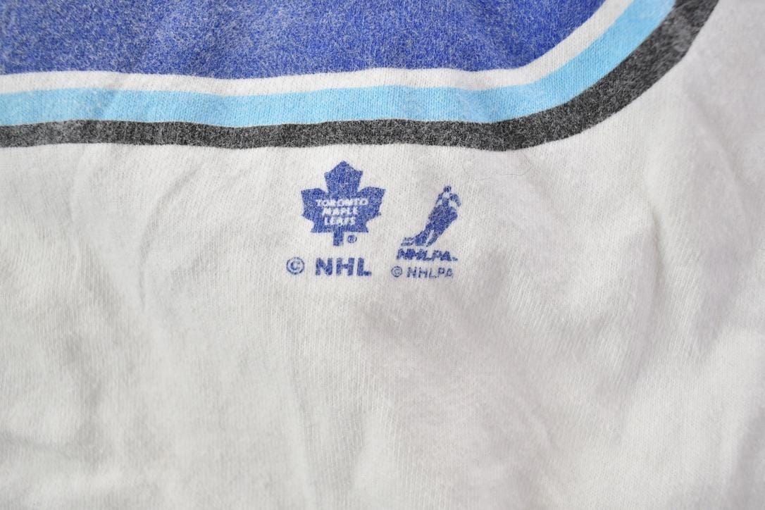 Vintage 1990s Toronto Maple Leafs Mogilny 89 NHL Graphic T-Shirt / Made In USA / Single Stitch / NHL Hockey / 90s Streetwear / Sportswear from propervintagecanada