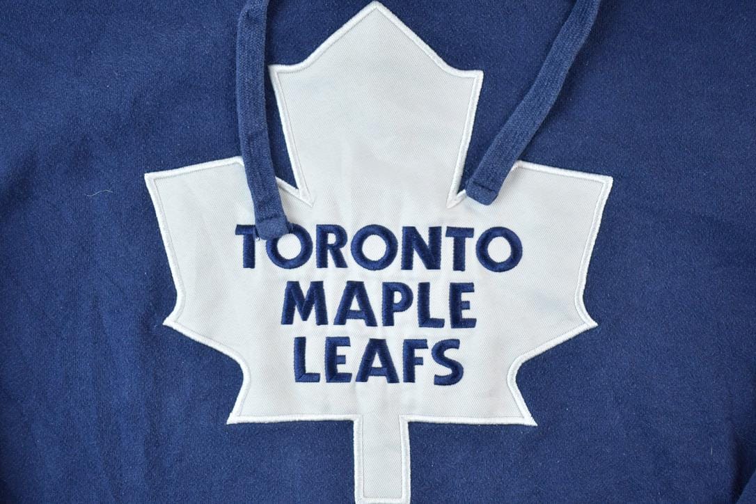 Vintage 1990s Toronto Maple Leafs NHL Hockey Hoodie Sweatshirt Men's Small from propervintagecanada