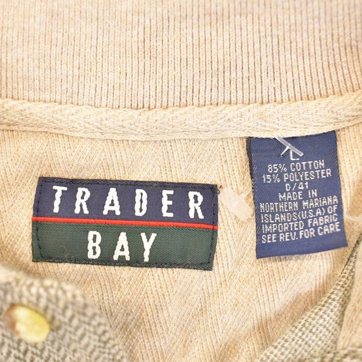 Vintage 1990s Trader Bay Quarter Button Shirt Men's L from propervintagecanada