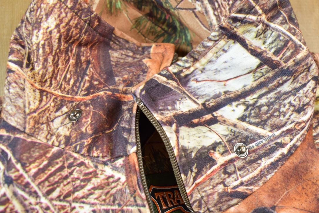 Vintage 1990s Trail Crest Highland Camo Bomber Jacket Men's XL from propervintagecanada