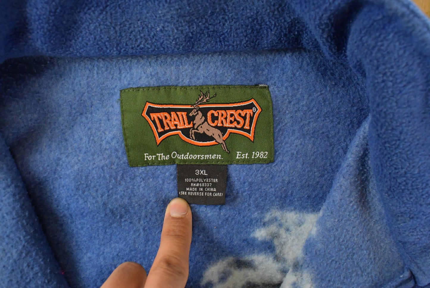 Vintage 1990s Trail Crest Winter Bear Theme Full Zip Fleece Sweater Jacket Men's 3XL from propervintagecanada