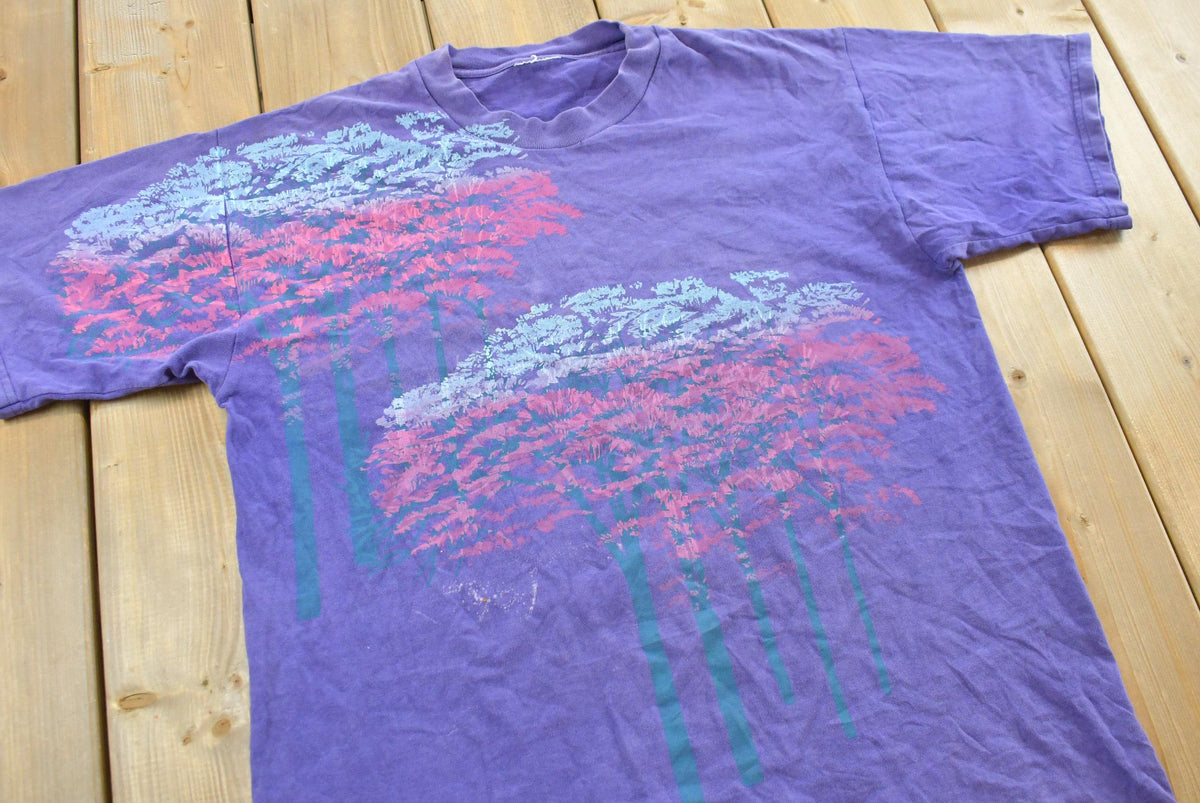 Vintage 1990s Tree Art T Shirt Mens L from propervintagecanada