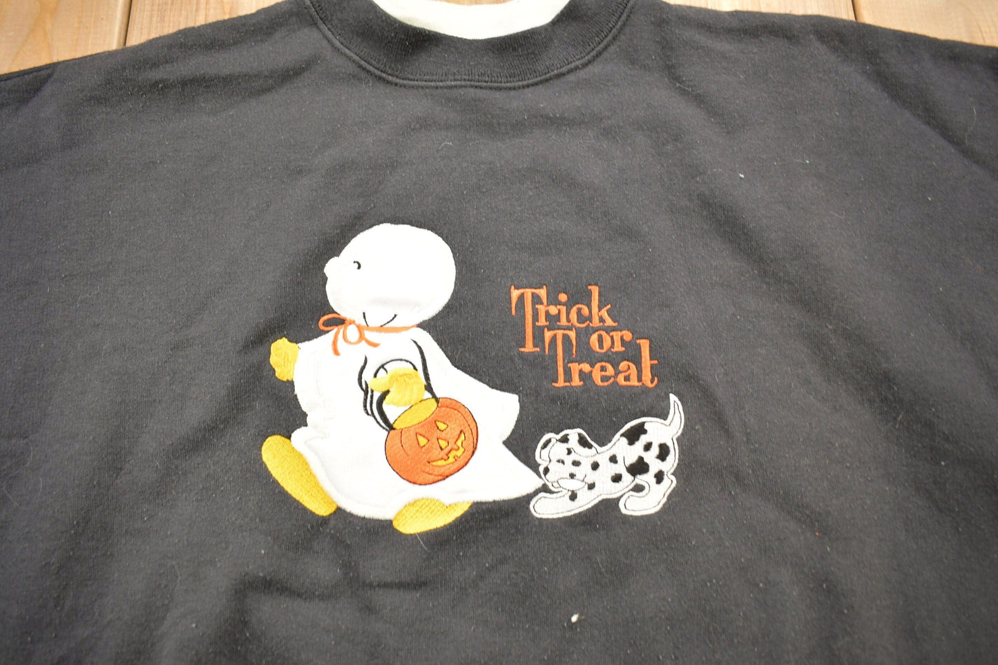 Vintage 1990s Trick Or Treat Halloween Theme Crewneck Sweatshirt Men's L from propervintagecanada