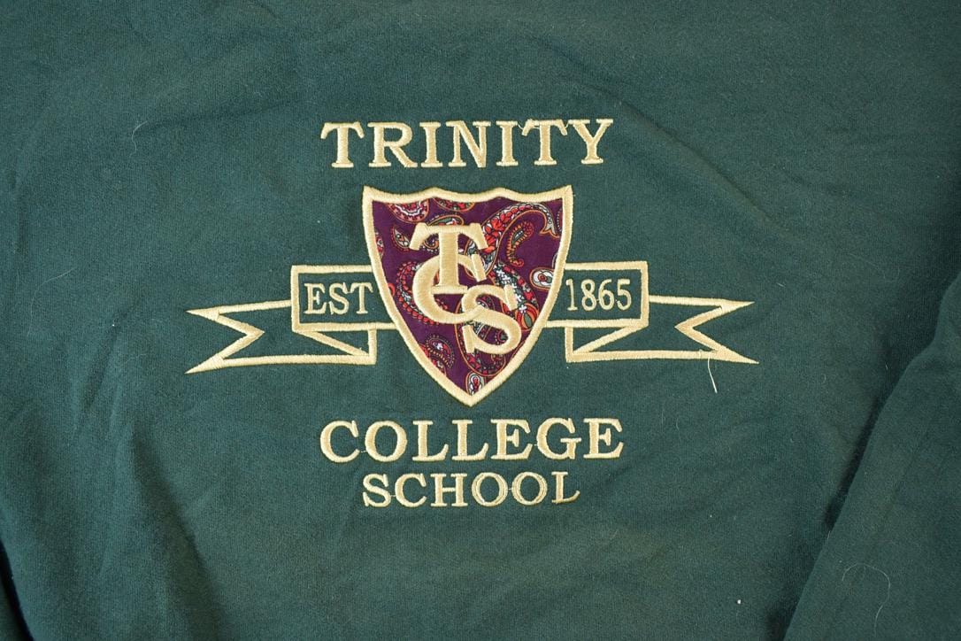 Vintage 1990s Trinity College School Collegiate Crewneck Men's XL from propervintagecanada