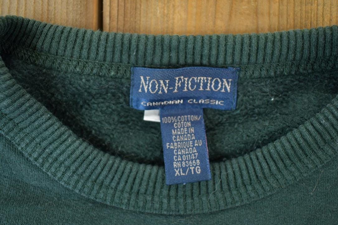 Vintage 1990s Trinity College School Collegiate Crewneck Men's XL from propervintagecanada