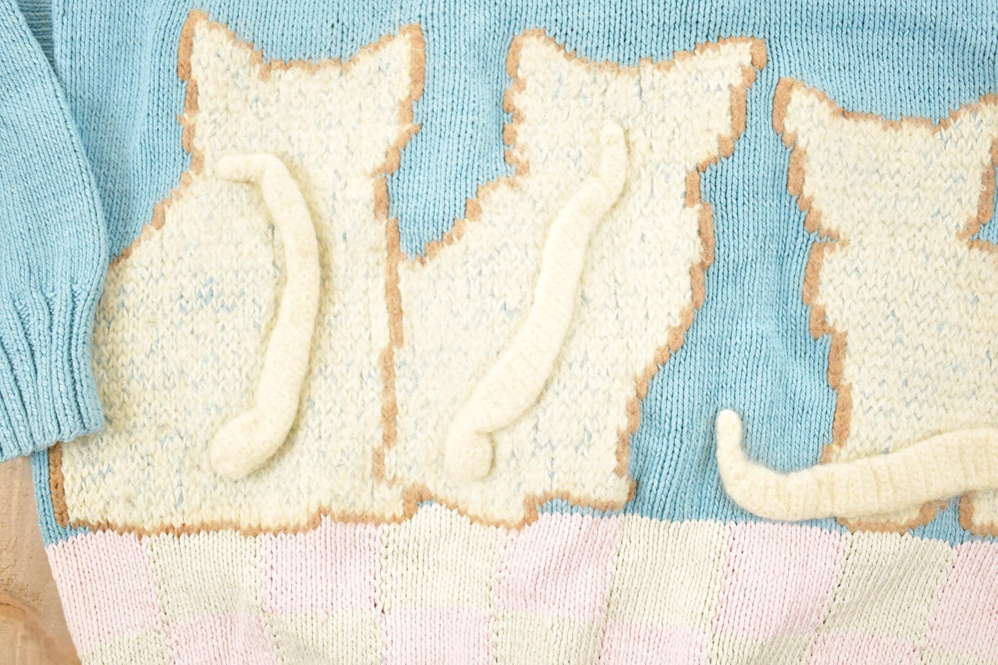 Vintage 1990s Triple Kitty Berek Hand Knit Crewneck Sweater Women's L from propervintagecanada