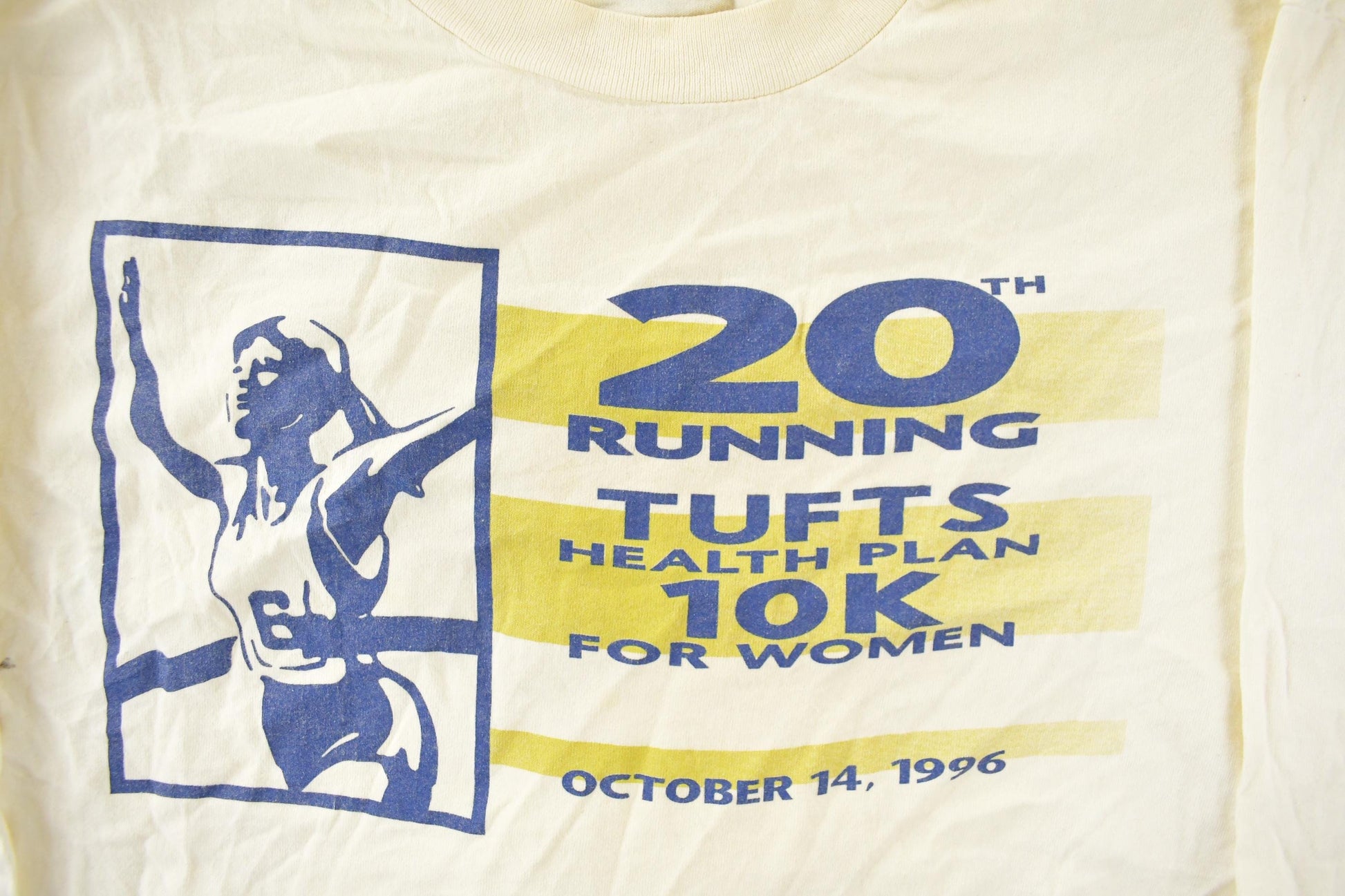 Vintage 1990s Tufts Health Plan Running Souvenir T-Shirt Men's Large from propervintagecanada