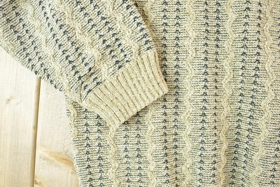 Vintage 1990s Tundra Canada Knit Abstract Pattern Crewneck Sweater Made In Canada Men's XL from propervintagecanada