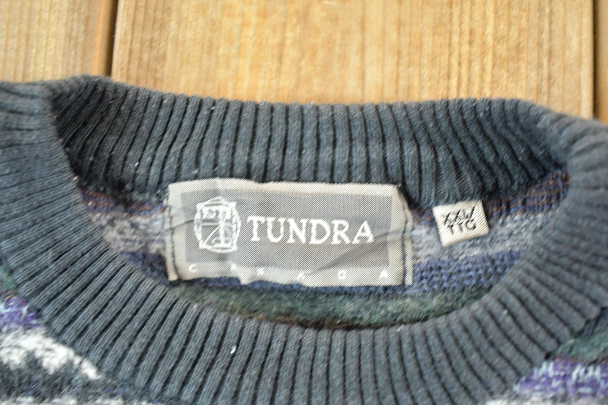 Vintage 1990s Tundra Canada Knit Abstract Pattern Crewneck Sweater Mens XXL from propervintagecanada