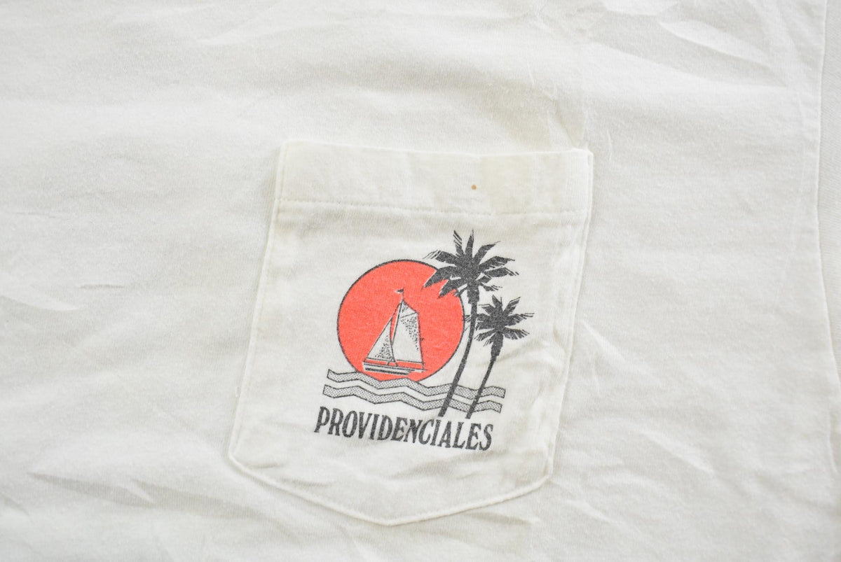 Vintage 1990s Turks & Caicos Souvenir T-Shirt Men's 2XL from propervintagecanada
