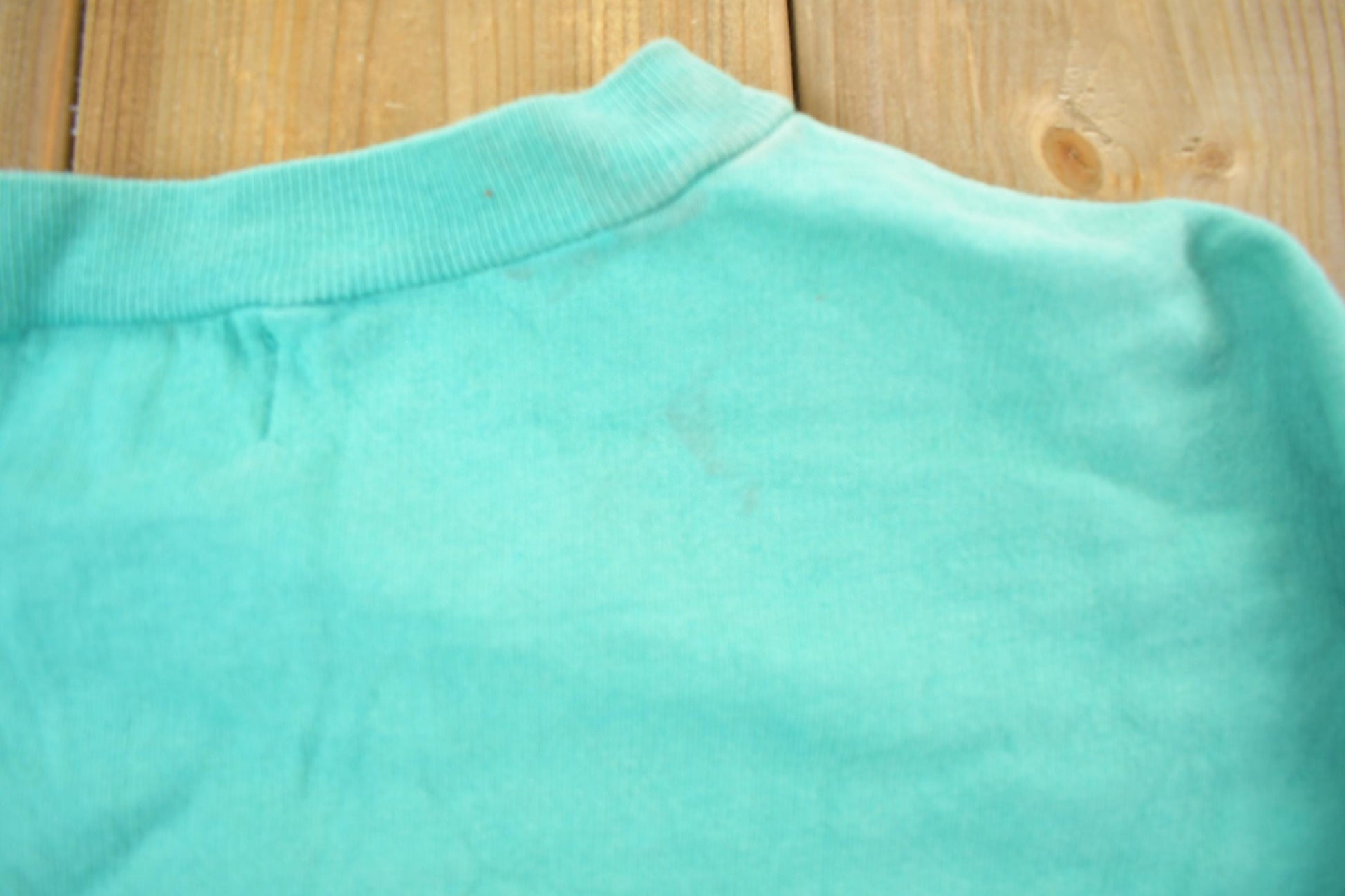 Vintage 1990s Turquoise Blank Crewneck Sweatshirt Men's Small from propervintagecanada