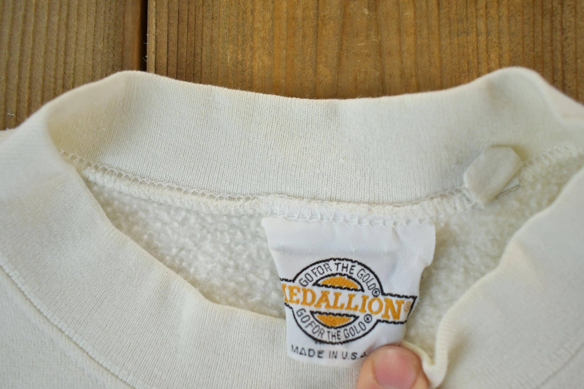 Vintage 1990s UFCW 700 Crewneck Sweatshirt Mens M from propervintagecanada