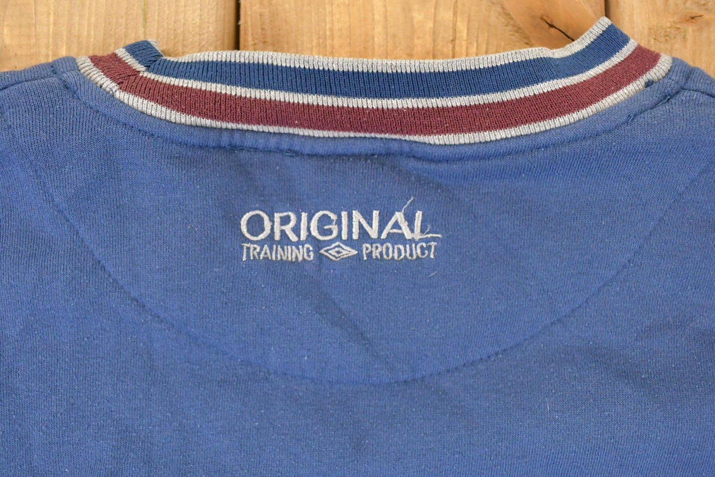 Vintage 1990s Umbro Training Product Embroidered Crewneck Sweatshirt Mens M from propervintagecanada