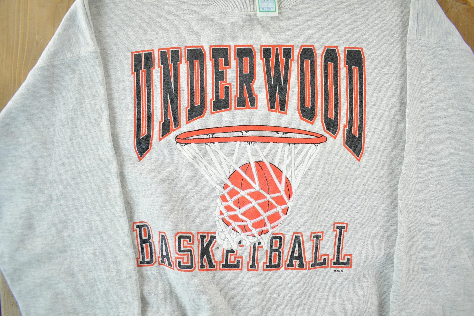 Vintage 1990s Underwood Basketball Collegiate University Crewneck Mens's XL Men's XL from propervintagecanada