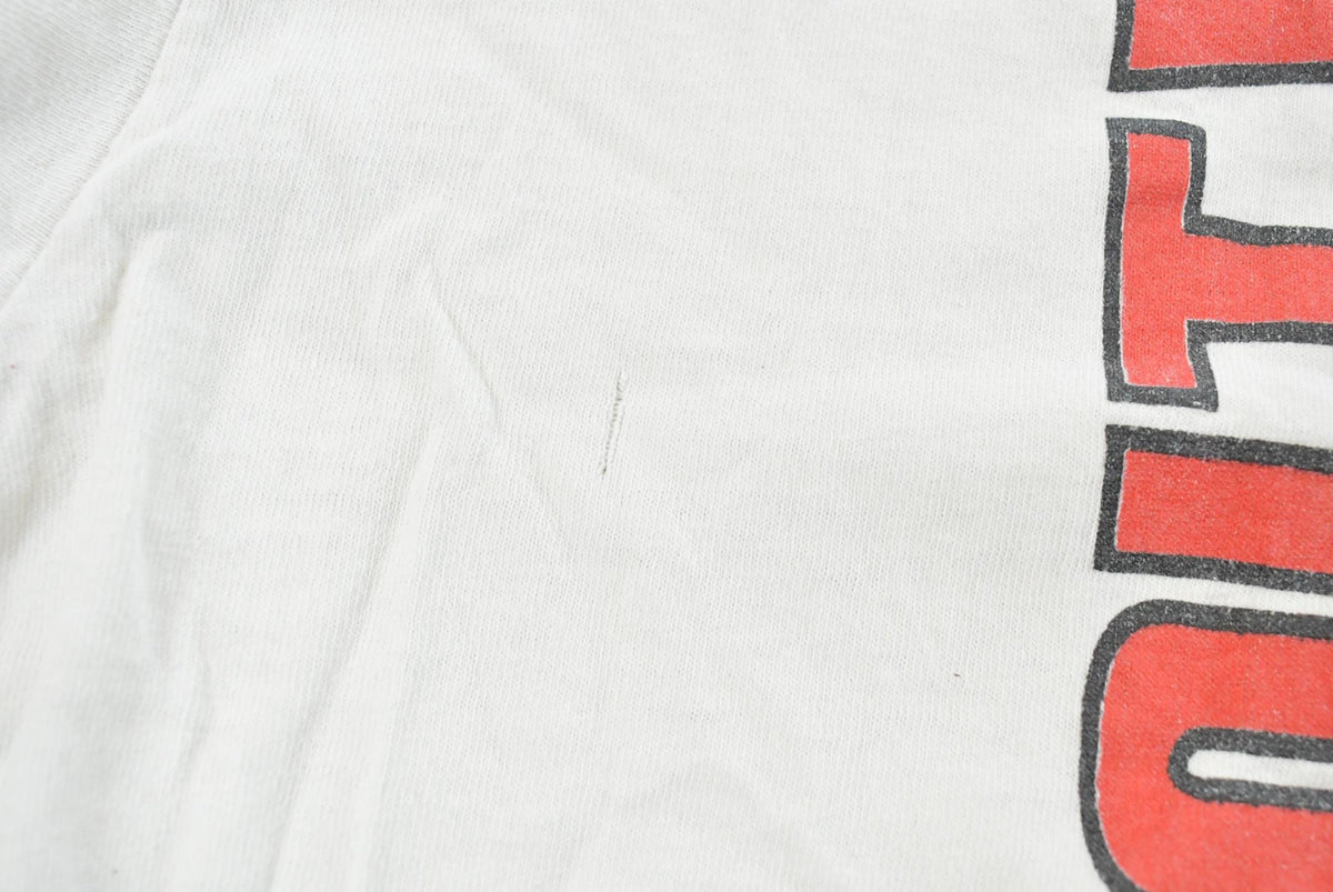 Vintage 1990s University of Cincinnati Sleep Collegiate T-Shirt Mens XL from propervintagecanada