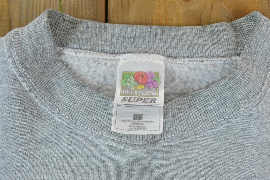 Vintage 1990s University Of Connecticut Collegiate Heavyweight Crew Neck Men's Large from propervintagecanada