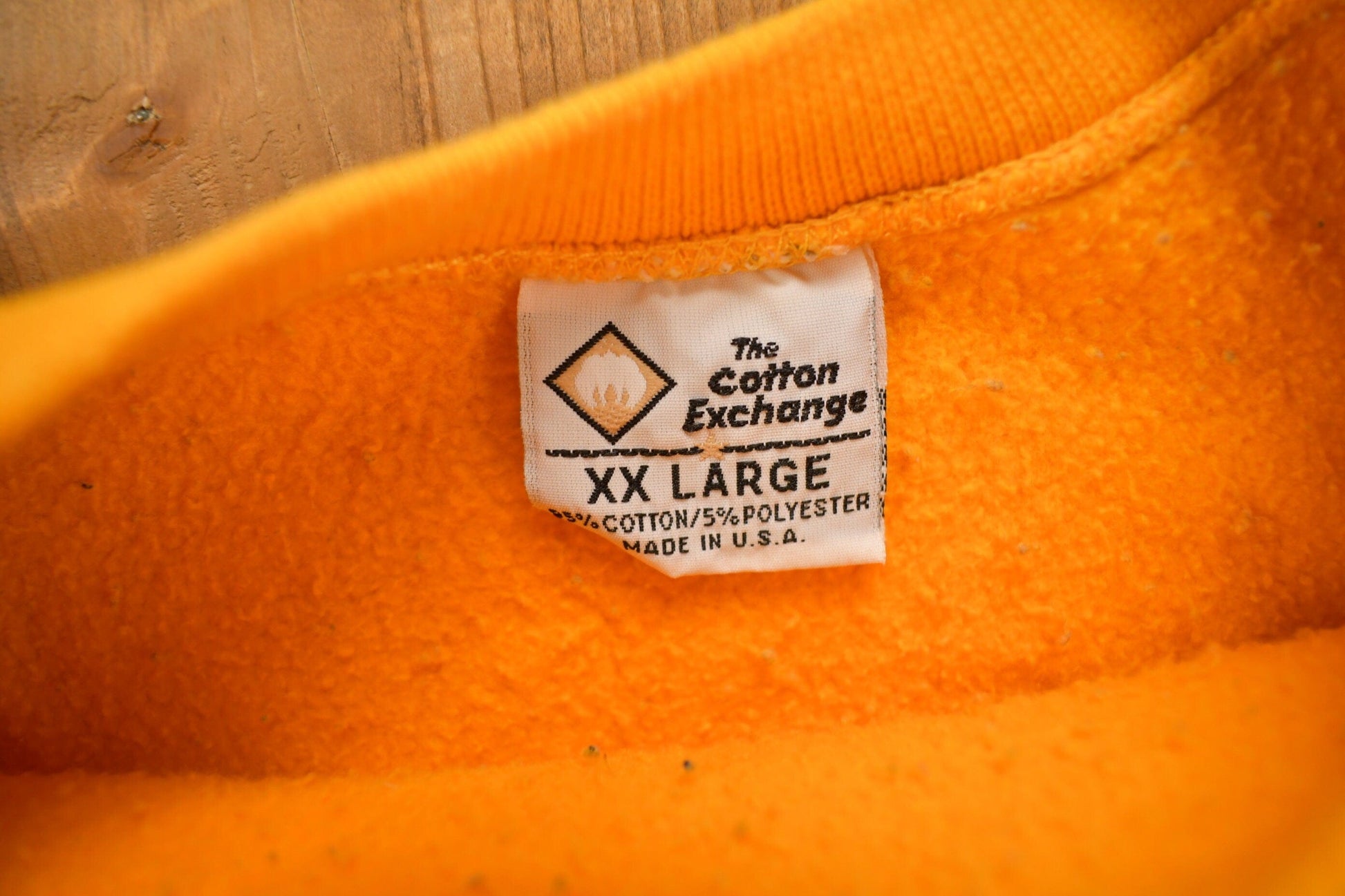 Vintage 1990s University of Iowa Collegiate Crewneck Men's 2XL from propervintagecanada
