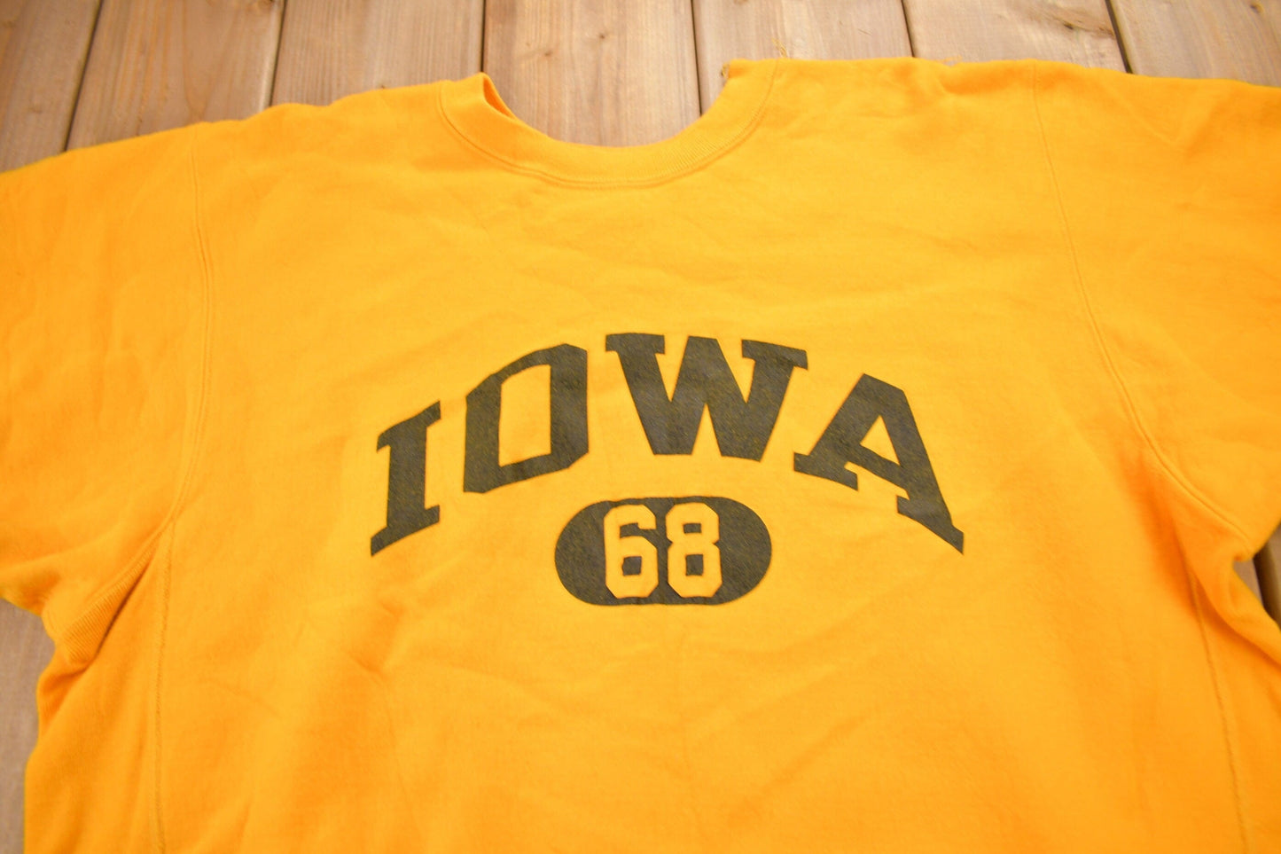 Vintage 1990s University of Iowa Collegiate Crewneck Men's 2XL from propervintagecanada