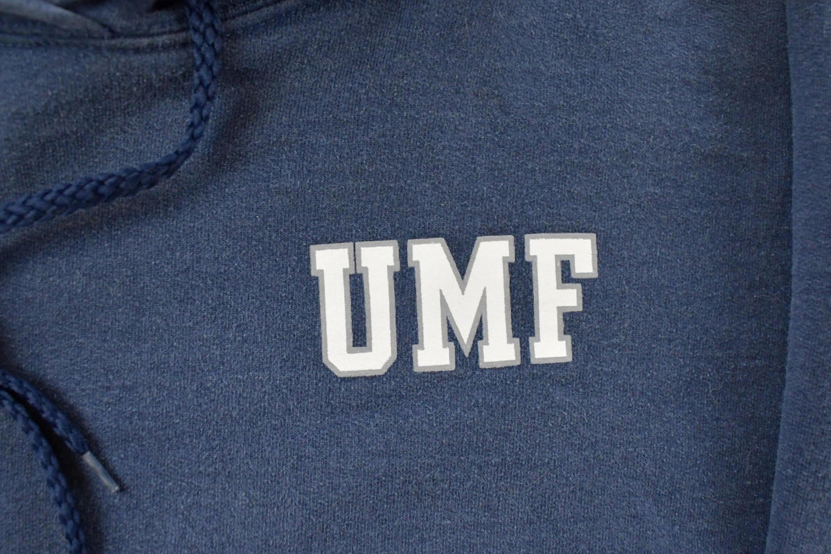 Vintage 1990s University of Maine at Farmington Hoodie Sweatshirt Mens S from propervintagecanada