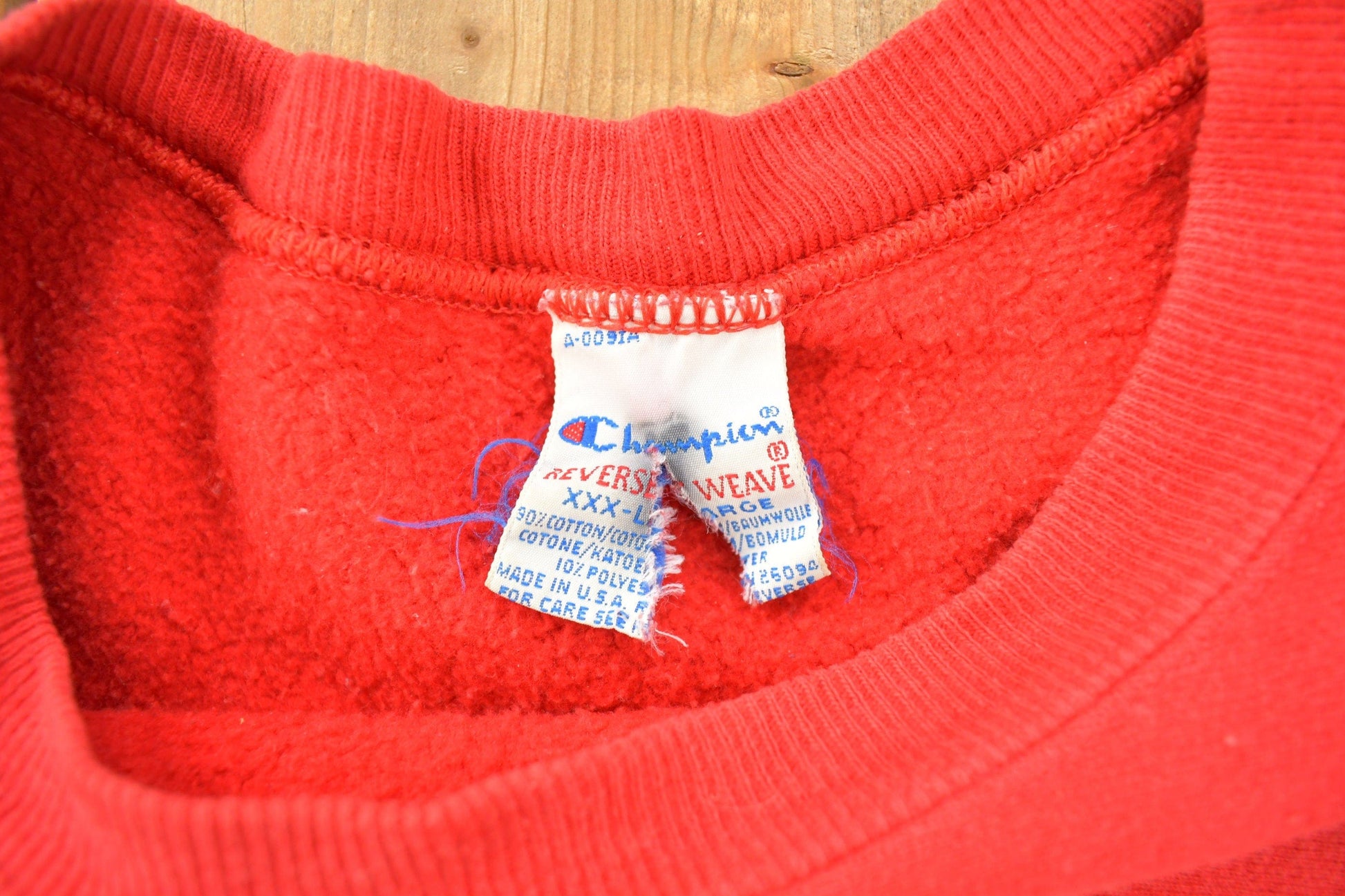 Vintage 1990s University of Northern Iowa Champion Reverse Weave Collegiate Crewneck Men's 3XL from propervintagecanada