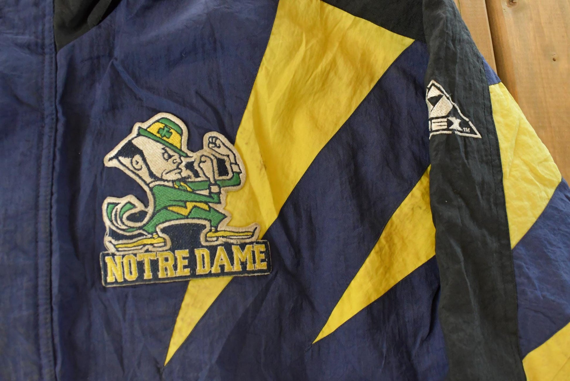 Vintage 1990s University of Notre Dame Fighting Irish Apex One Jacket Men's M / 90s Apex One / Collegiate Jacket / College Sportswear from propervintagecanada