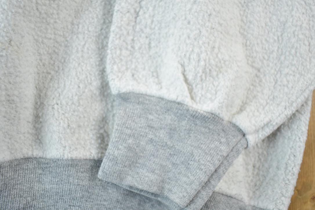 Vintage 1990s University Of Notre Dame Fighting Irish Embroidered Collegiate Crewneck Made In USA Men's XL from propervintagecanada