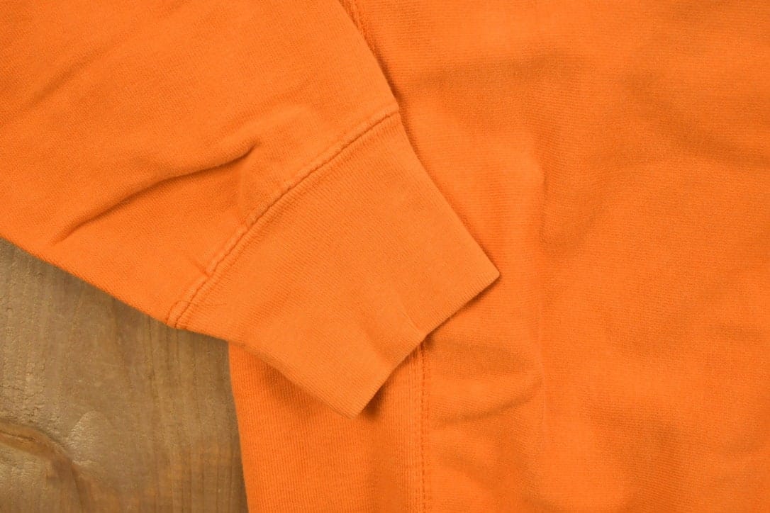 Vintage 1990s University Of Tennessee Collegiate Crewneck Men's XS from propervintagecanada