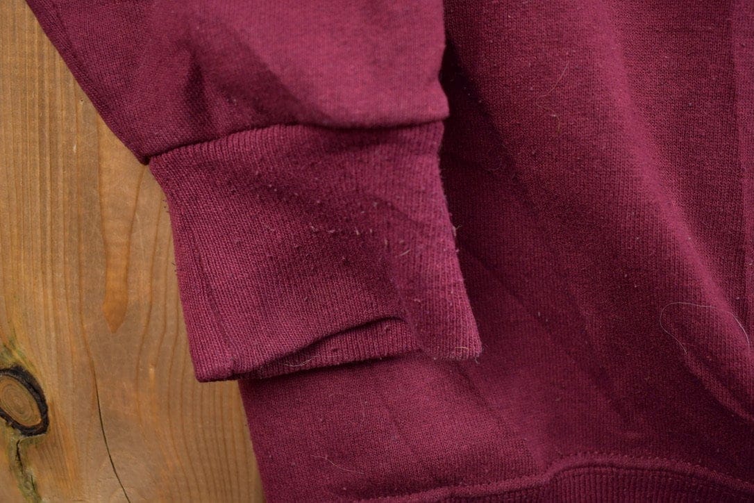 Vintage 1990s University Of Washington Collegiate Crewneck Men's Large from propervintagecanada