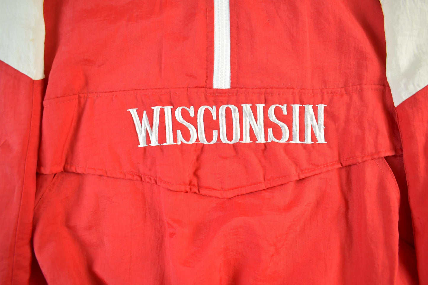 Vintage 1990s University of Wisconsin Badgers Collegiate NCAA Anorak Jacket Men's Large from propervintagecanada