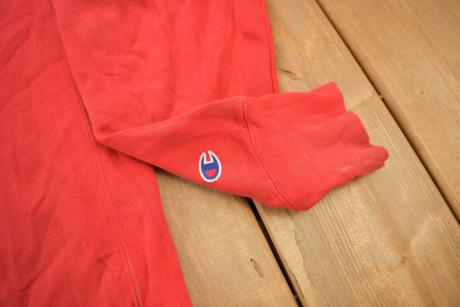 Vintage 1990s University Of Wisconsin Champion Reverse Weave Crewneck Sweatshirt Men's Large from propervintagecanada