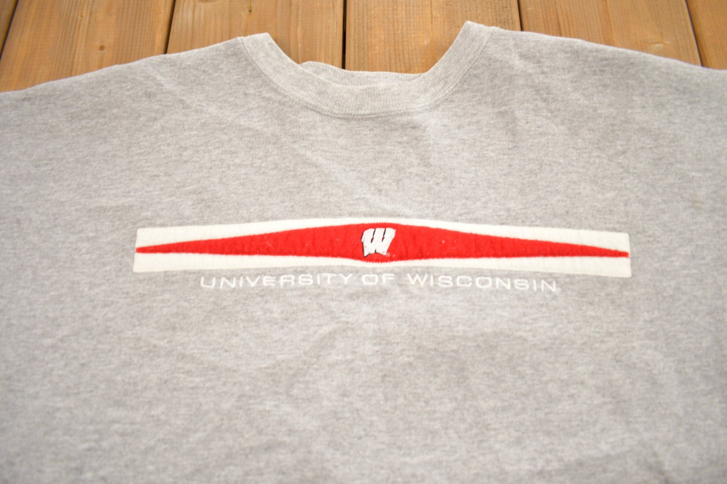Vintage 1990s University Of Wisconsin Collegiate Champion Crewneck Men's Large from propervintagecanada