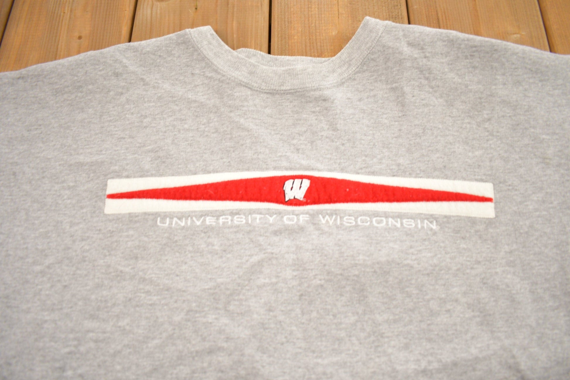 Vintage 1990s University Of Wisconsin Collegiate Champion Crewneck Men's Large from propervintagecanada