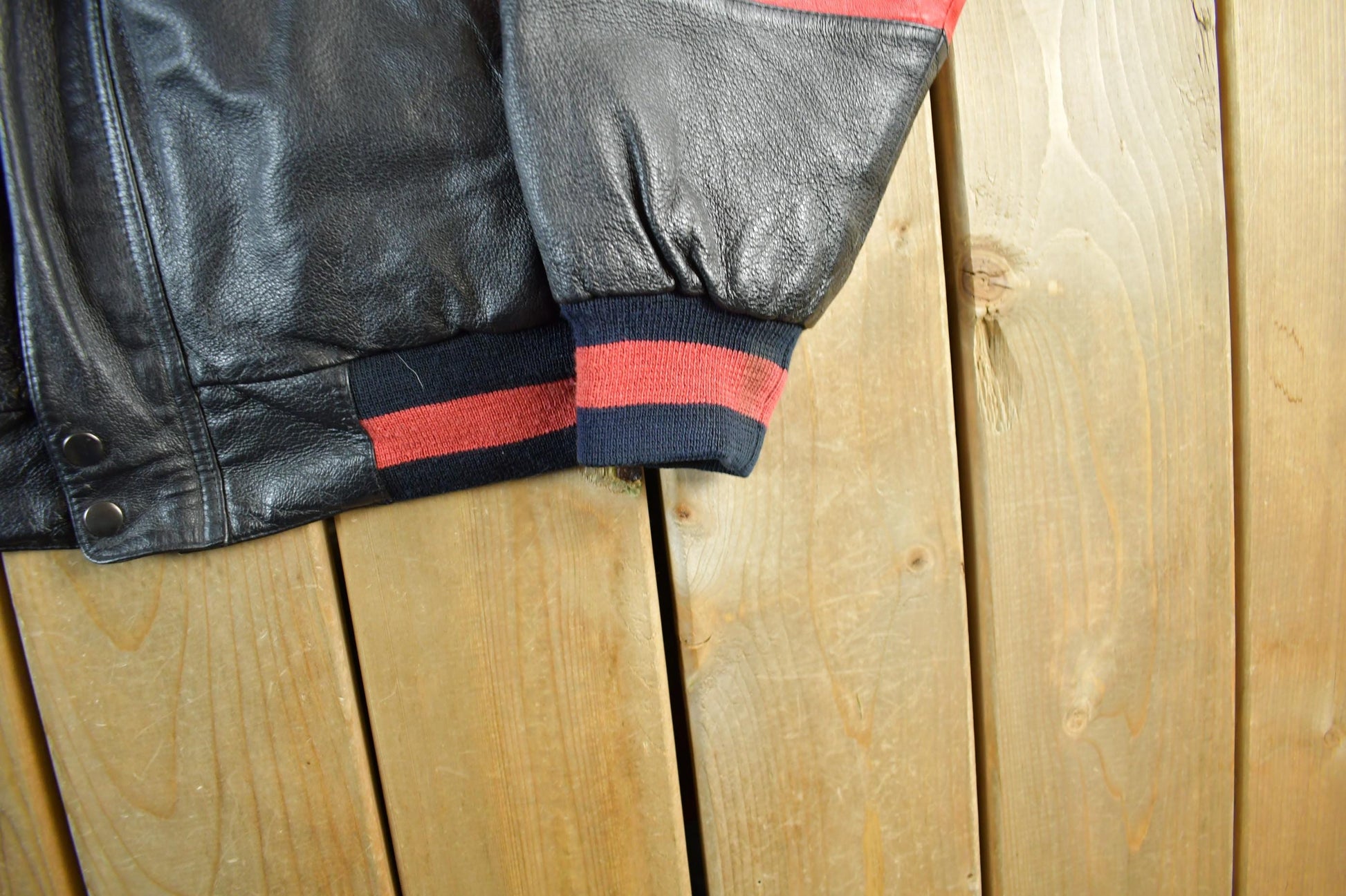 Vintage 1990s University Of Wisconsin Leather Varsity Jacket Men's XL from propervintagecanada