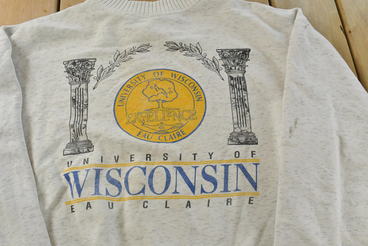 Vintage 1990s University of Wisconsin Sweatshirt Men's XL from propervintagecanada