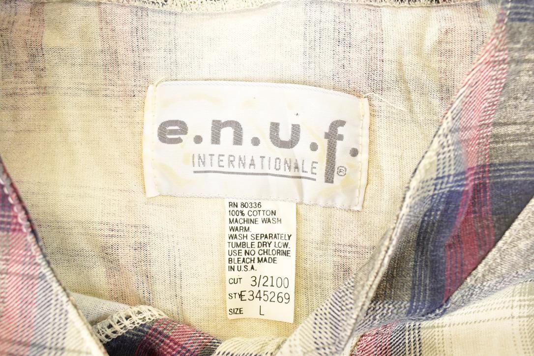 Vintage 1990s UNUF Plaid Button Up Souvenir T-Shirt Men's XL from propervintagecanada
