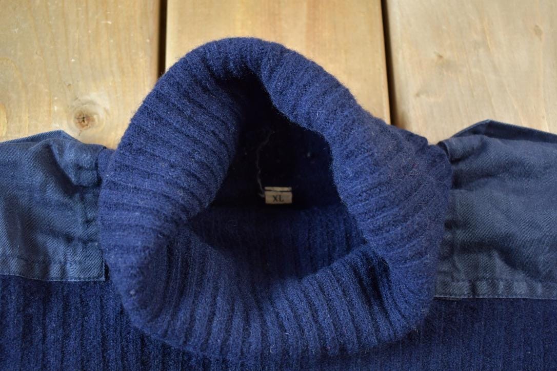 Vintage 1990s US Air Force Ribbed Turtle-Neck 100% Wool Knit Sweater Men's Medium from propervintagecanada