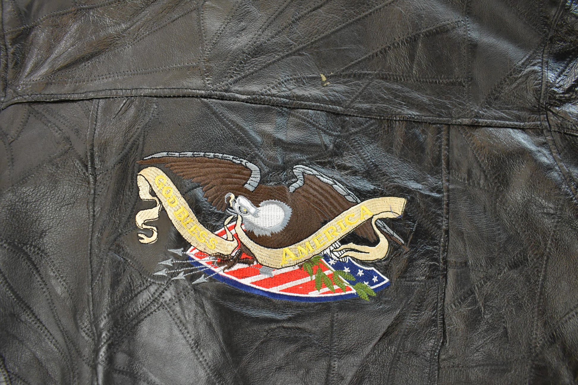 Vintage 1990s USA Biker Motorcycle Leather Jacket Men's Large from propervintagecanada