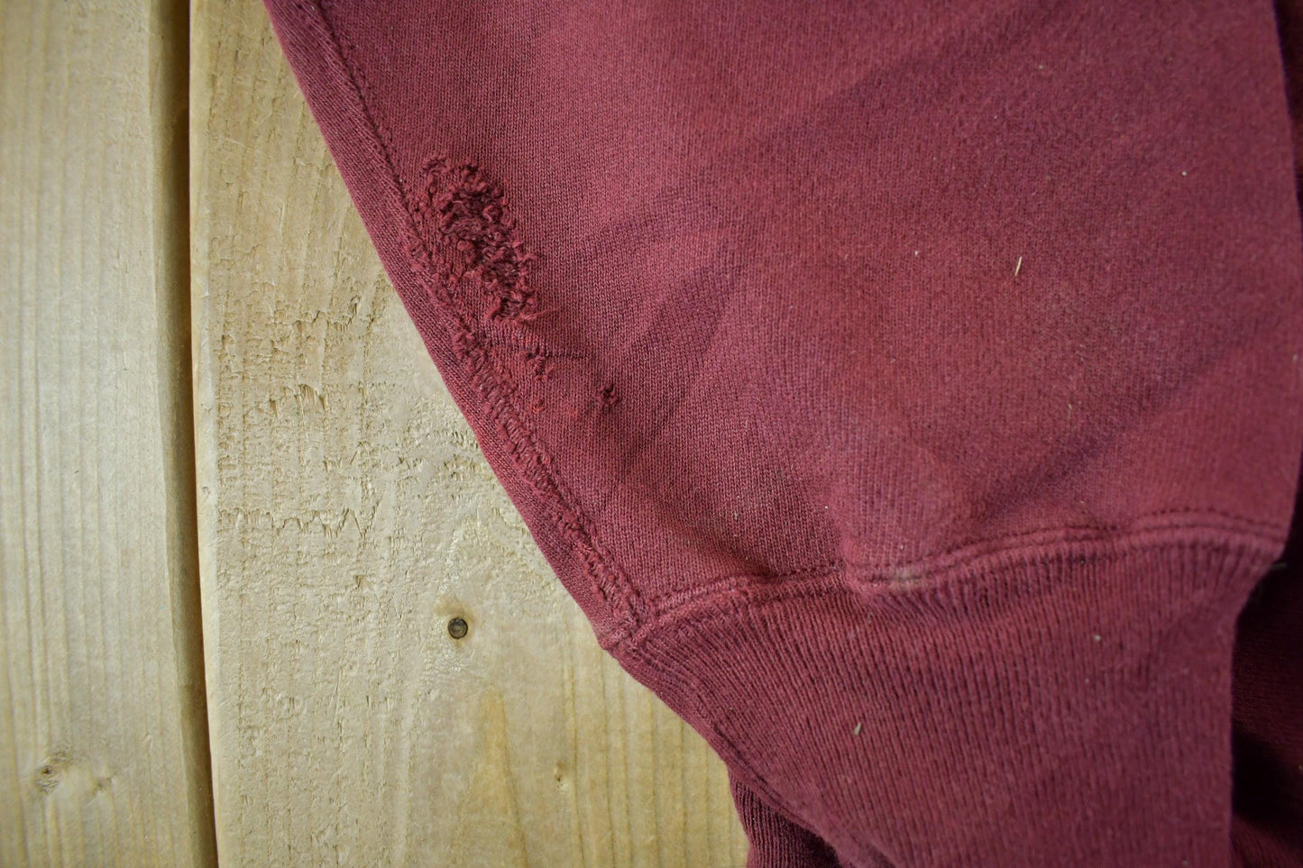 Vintage 1990s UW LA Crosse Champion Reverse Weave Crewneck Sweatshirt Men's XL from propervintagecanada