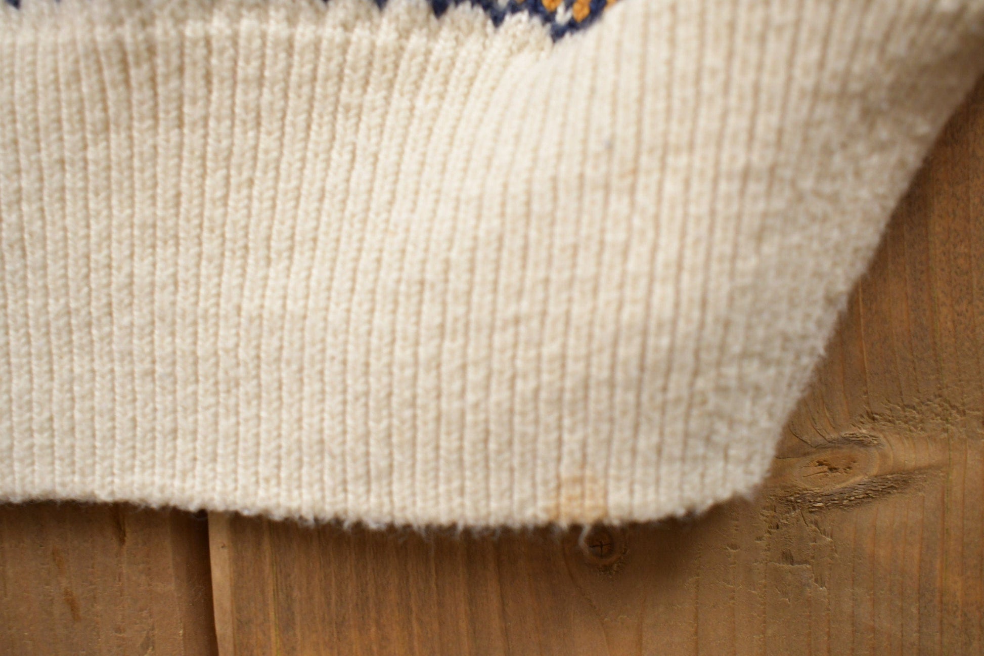 Vintage 1990s Van Heusen Knitted Crewneck Sweater from propervintagecanada