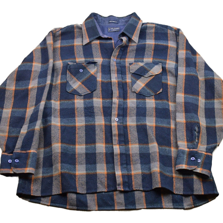 Vintage 1990s Van Heusen Plaid Lined Button Up Shirt Men's XL from propervintagecanada