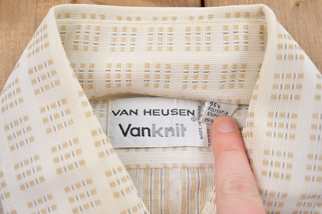 Vintage 1990s Van Heusen Vanknit Button Up Shirt Men's Medium from propervintagecanada