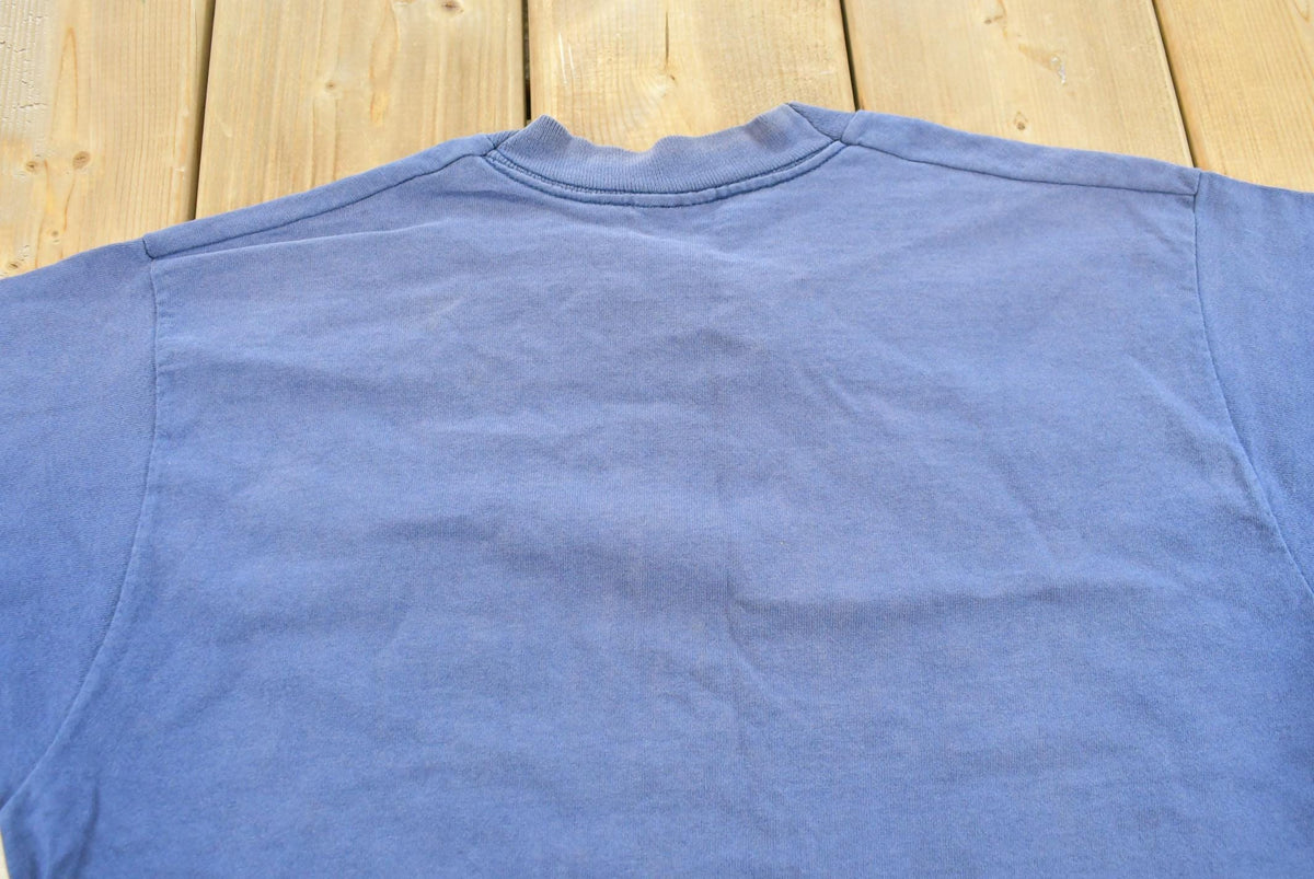 Vintage 1990s Vancouver British Columbia Souvenir T-Shirt Men's M from propervintagecanada