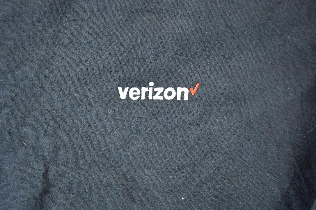 Vintage 1990s Verizon Souvenir Heavyweight Crewneck Sweatshirt Made In USA Men's Large from propervintagecanada