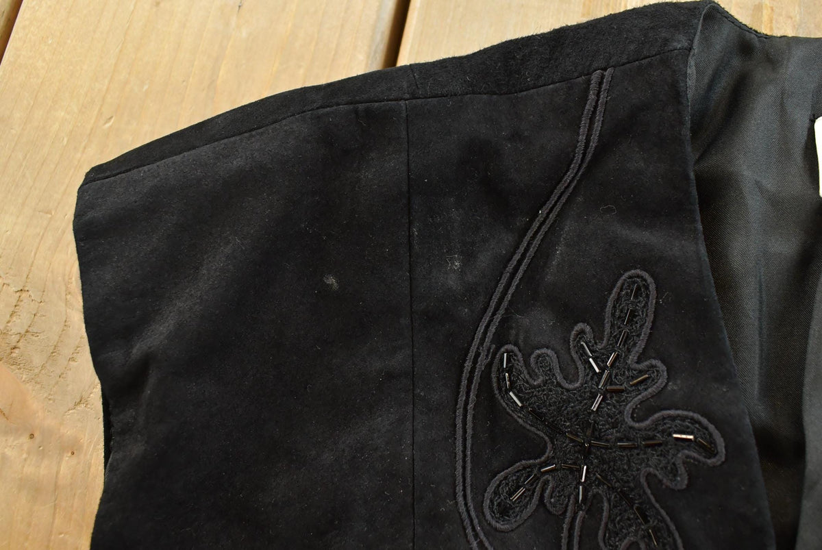 Vintage 1990s Victory Embroidered Suede Leather Vest Jacket Women's L / Streetwear / Outerwear / 90s Outdoors from propervintagecanada