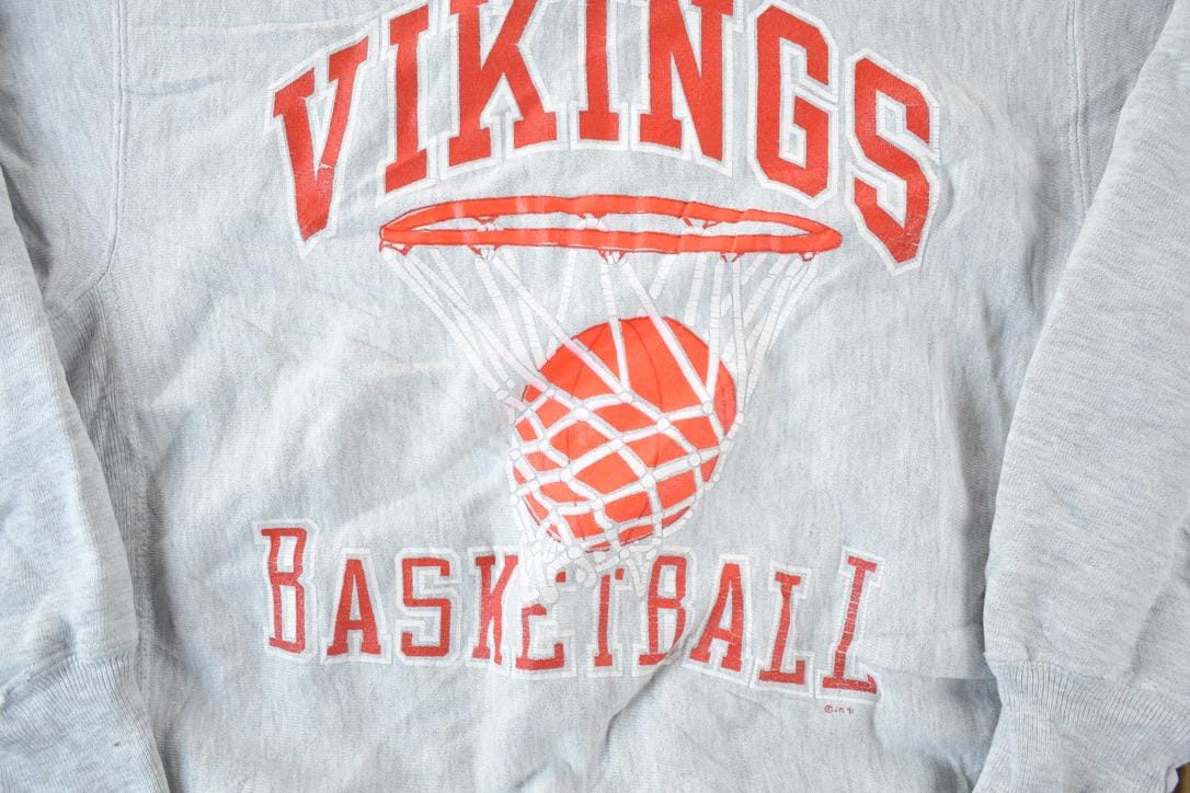 Vintage 1990s Vikings Basketball Lee Cross Grain Souvenir Crewneck Sweatshirt Made In USA Men's Small from propervintagecanada