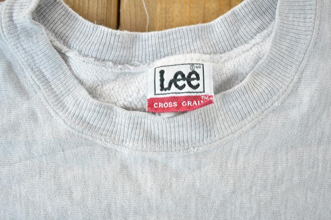Vintage 1990s Vikings Basketball Lee Cross Grain Souvenir Crewneck Sweatshirt Made In USA Men's Small from propervintagecanada